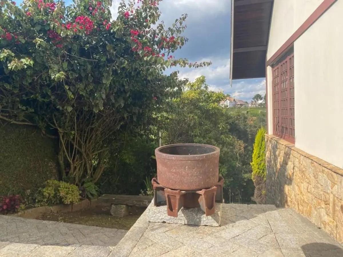 Vila Casa Nas Montanhas Com Ofuro Campos do Jordão Exteriér fotografie